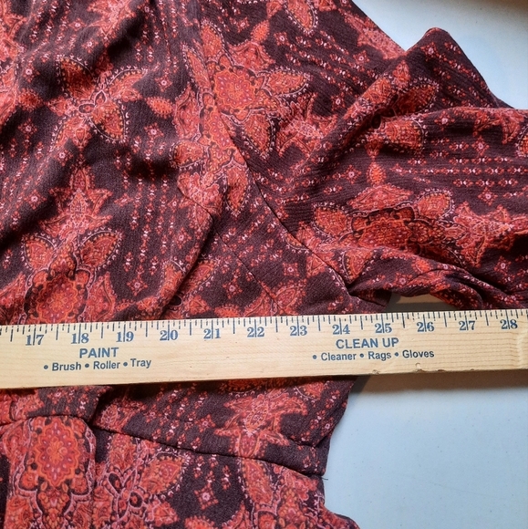 Torrid Midi‎ Washable Crinkle Gauze Dress Size 4 4X Surplice Neck Boho Medallion - Picture 13 of 16